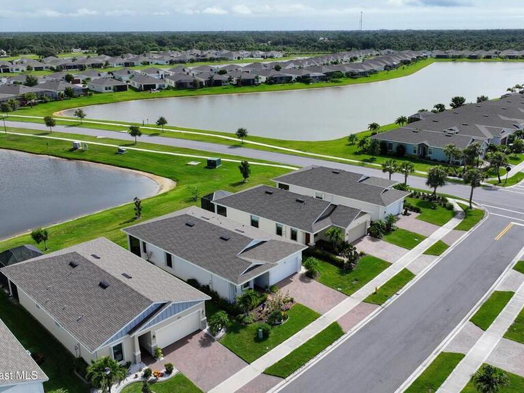 1563 Great Belt Circle, Melbourne, FL 32940