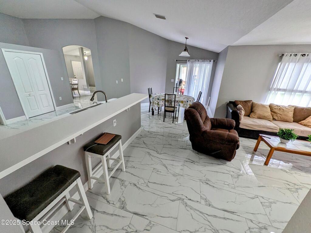 872 Ravenswood Street, Palm Bay, FL 32909