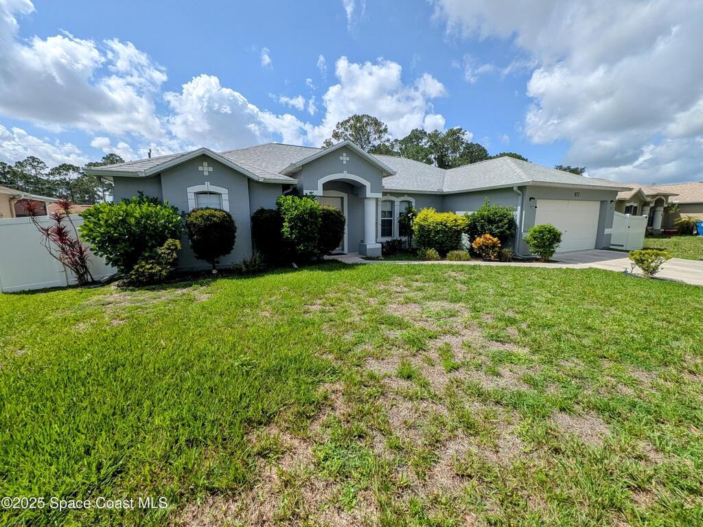 872 Ravenswood Street, Palm Bay, FL 32909