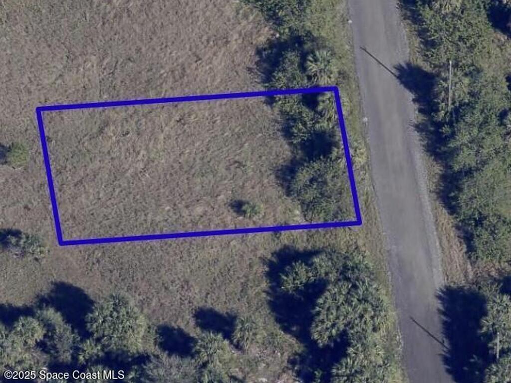 2184 Begonia Avenue, Palm Bay, FL 32908