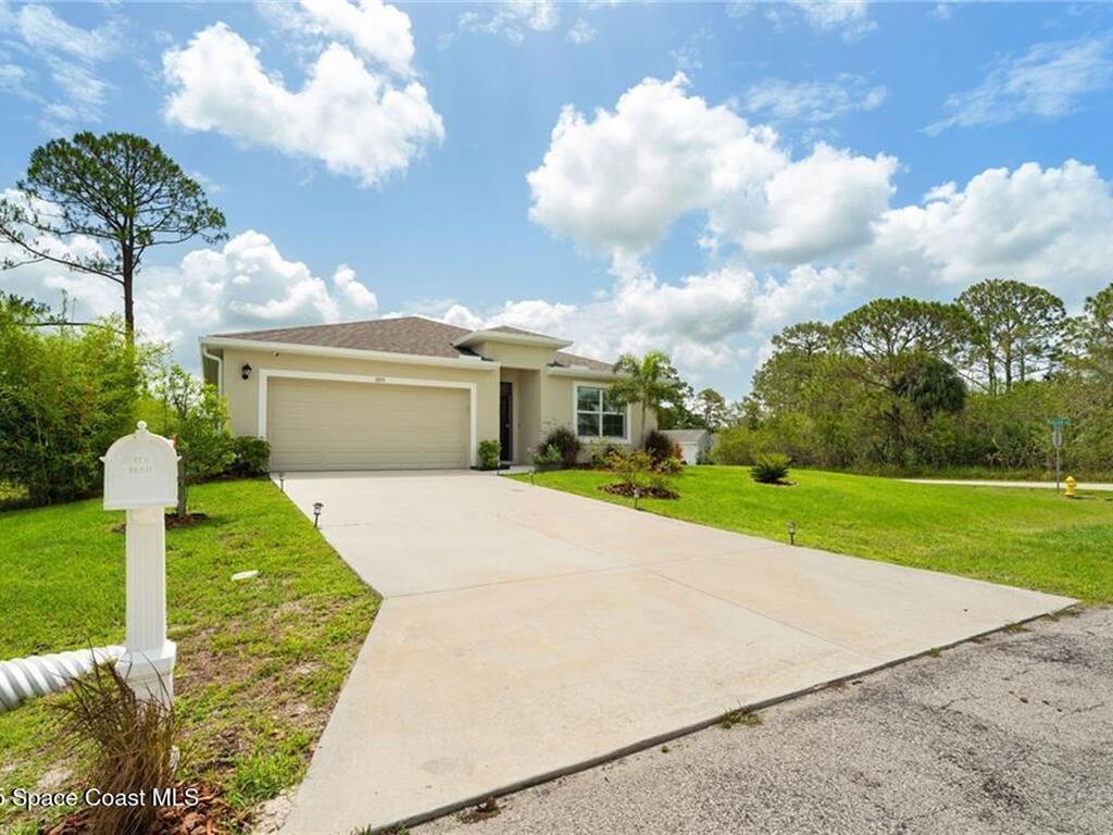 1093 Wabash Road, Palm Bay, FL 32909