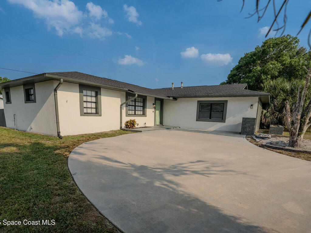 629 Tupelo Drive, Melbourne, FL 32935