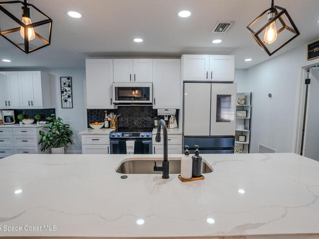 629 Tupelo Drive, Melbourne, FL 32935