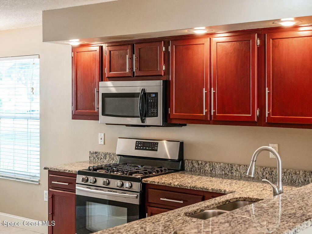 1792 Nicklaus Drive, Melbourne, FL 32935