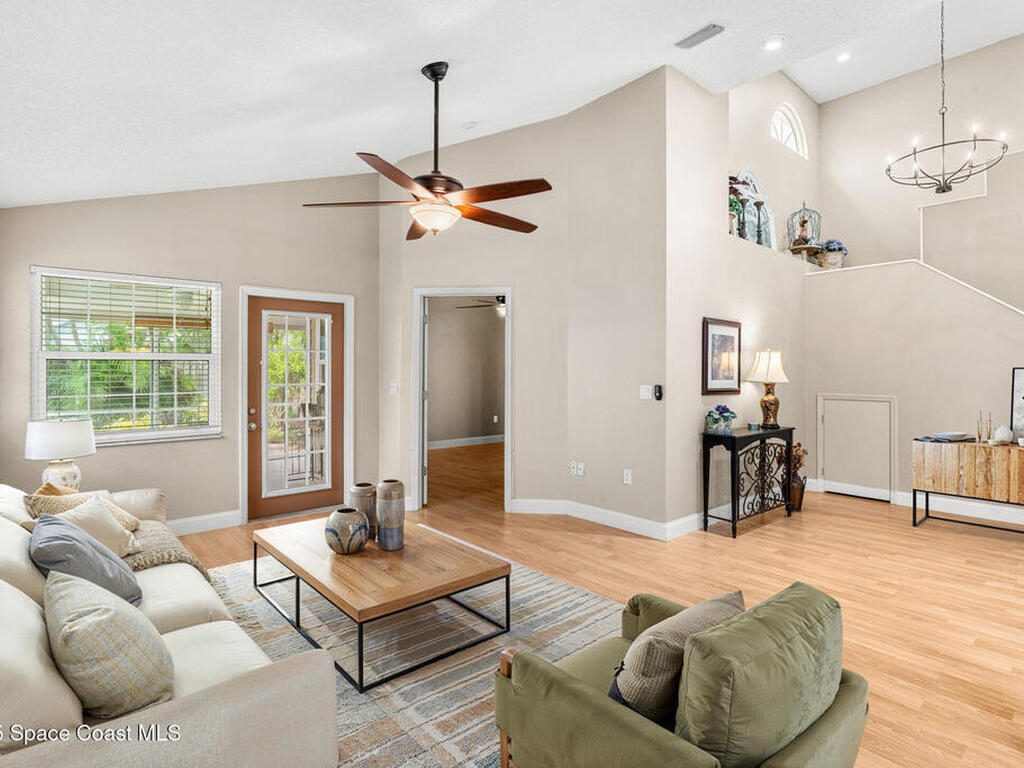 1792 Nicklaus Drive, Melbourne, FL 32935