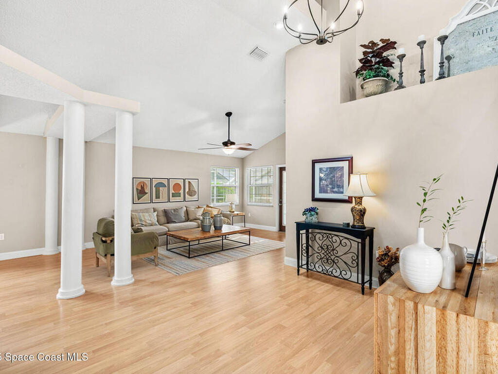 1792 Nicklaus Drive, Melbourne, FL 32935