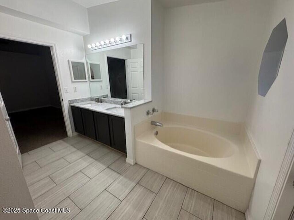 8517 Ivanhoe Drive, Melbourne, FL 32940