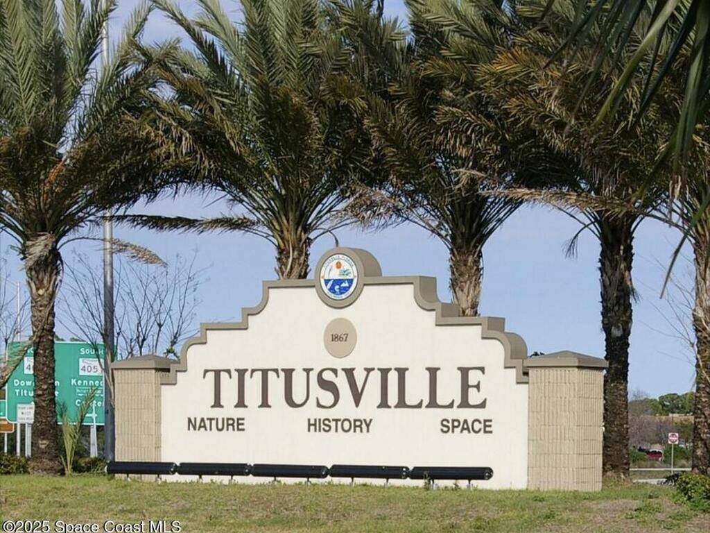 Dummit Avenue, Titusville, FL 32796