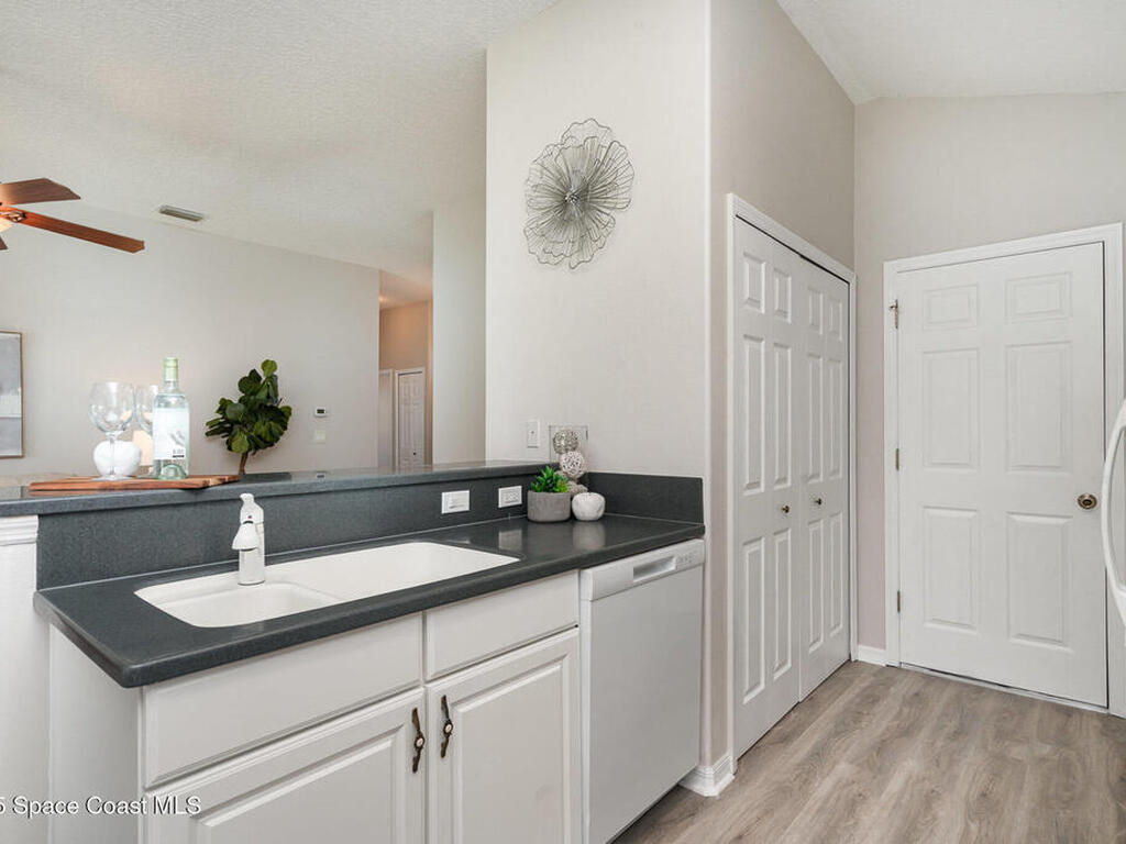 1102 Bainbury Lane, Melbourne, FL 32904