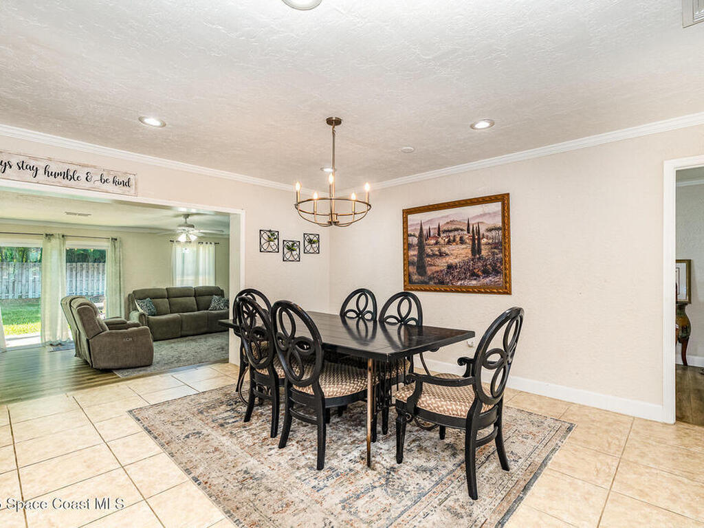 670 Oak Park Circle, Merritt Island, FL 32953