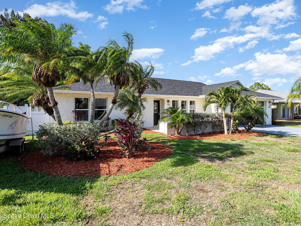 670 Oak Park Circle, Merritt Island, FL 32953