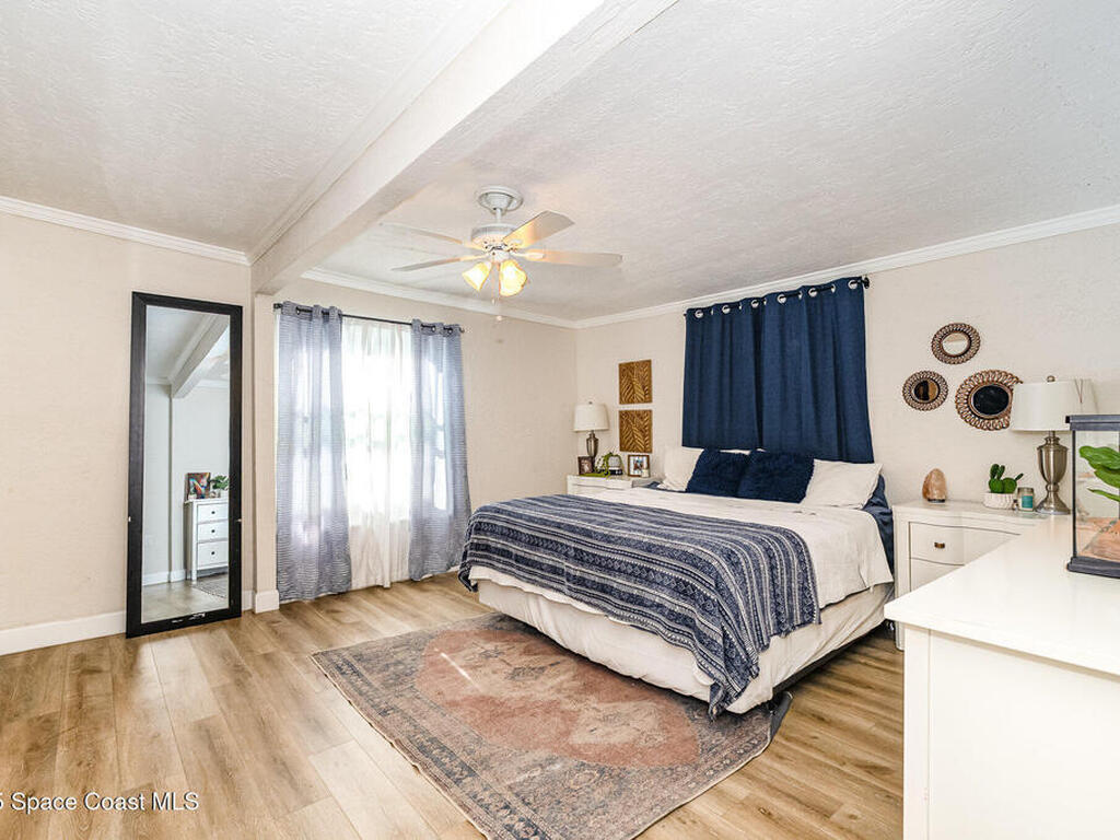 670 Oak Park Circle, Merritt Island, FL 32953