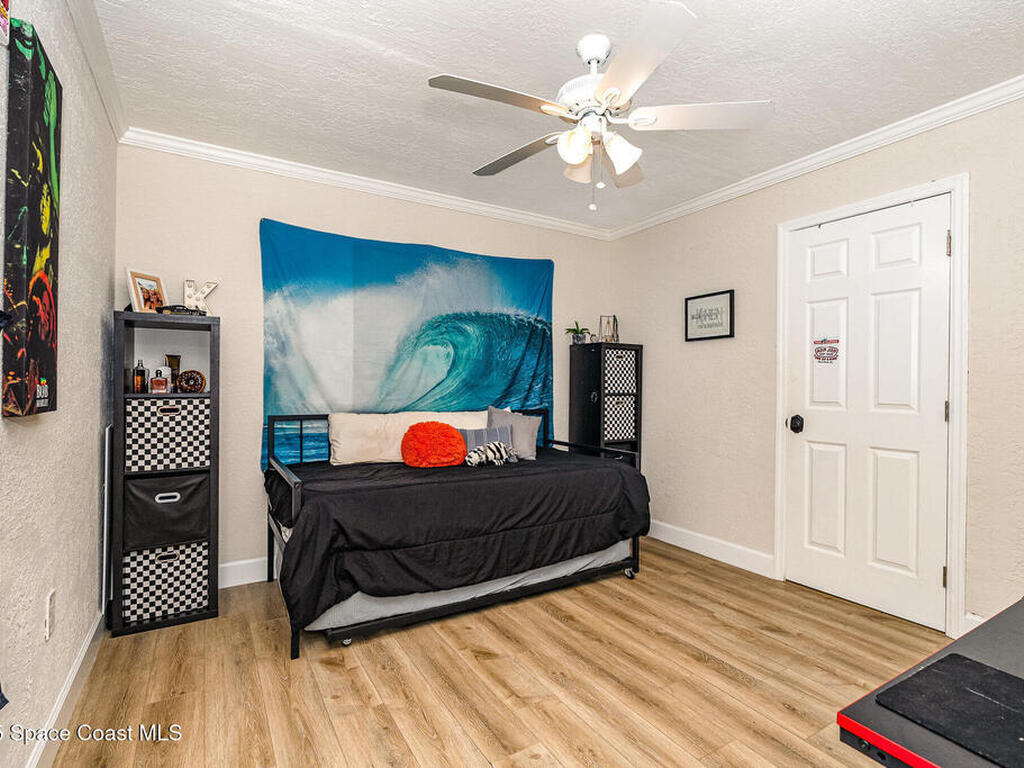 670 Oak Park Circle, Merritt Island, FL 32953