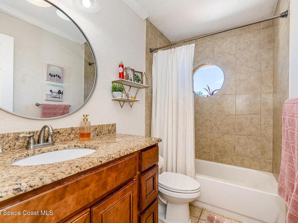 670 Oak Park Circle, Merritt Island, FL 32953