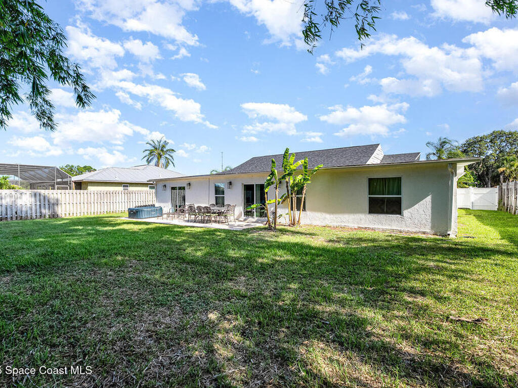 670 Oak Park Circle, Merritt Island, FL 32953