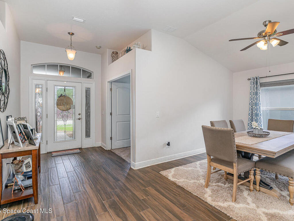 4318 Palladian Way, Melbourne, FL 32904