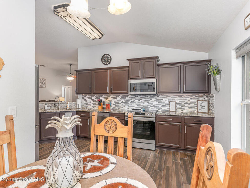 4318 Palladian Way, Melbourne, FL 32904