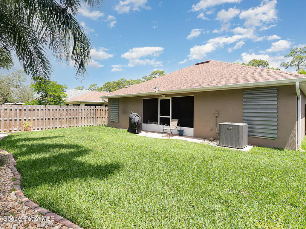 4318 Palladian Way, Melbourne, FL 32904