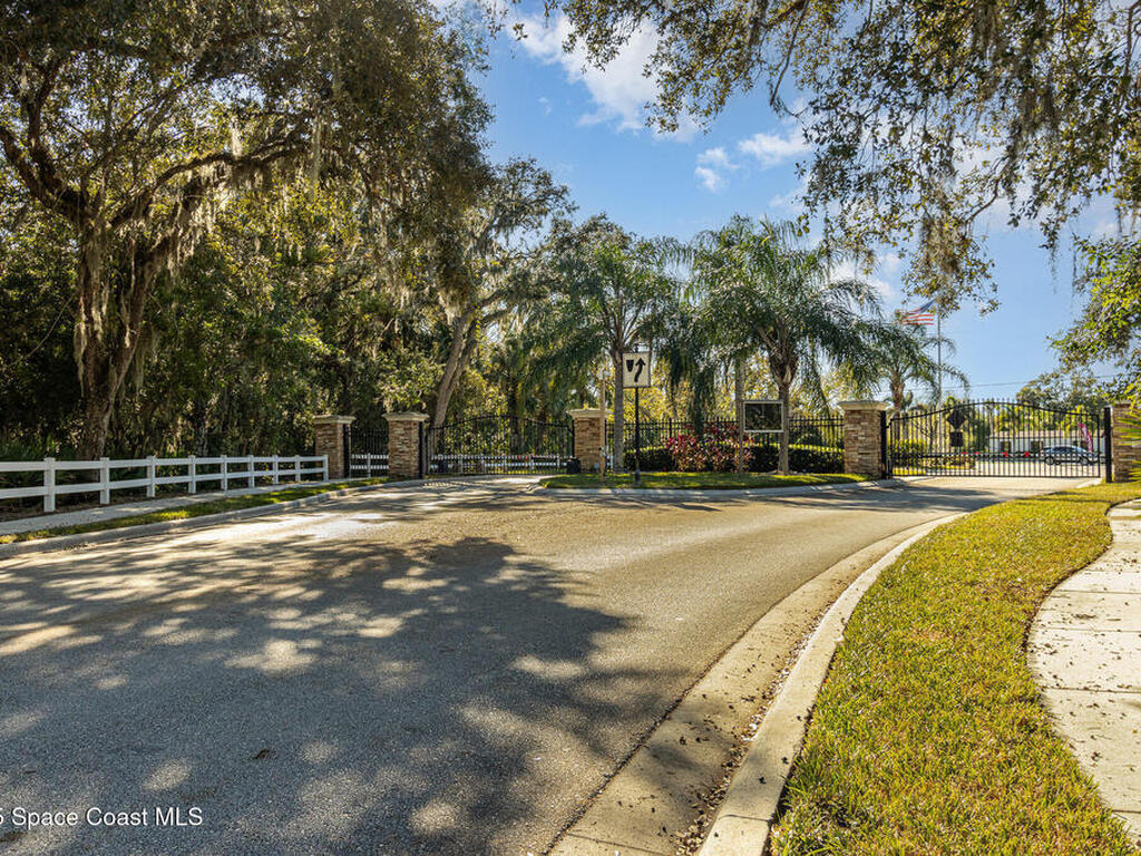 4318 Palladian Way, Melbourne, FL 32904