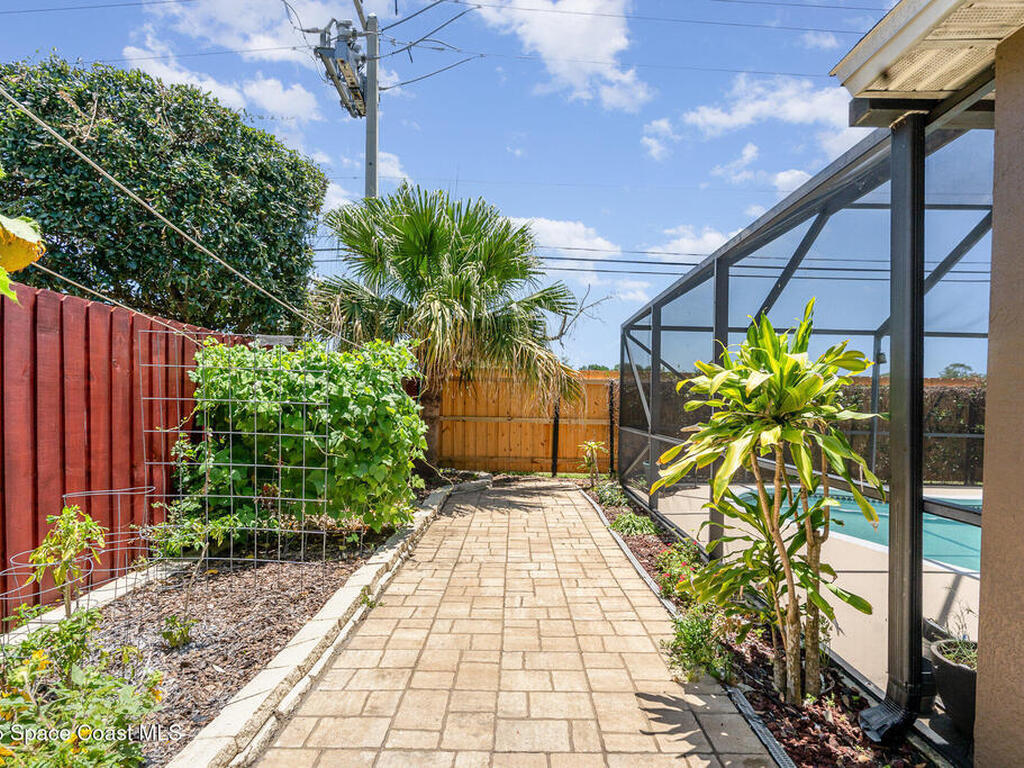 713 Del Mar Circle, Melbourne, FL 32904