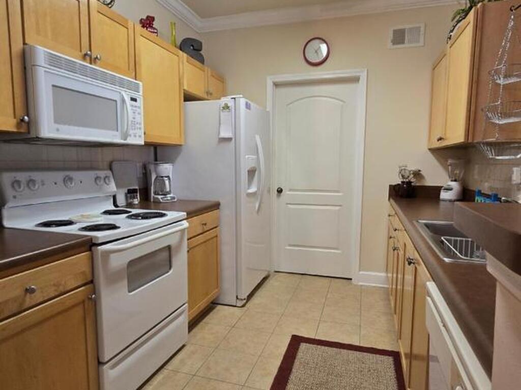 6440 Borasco Drive, Melbourne, FL 32940