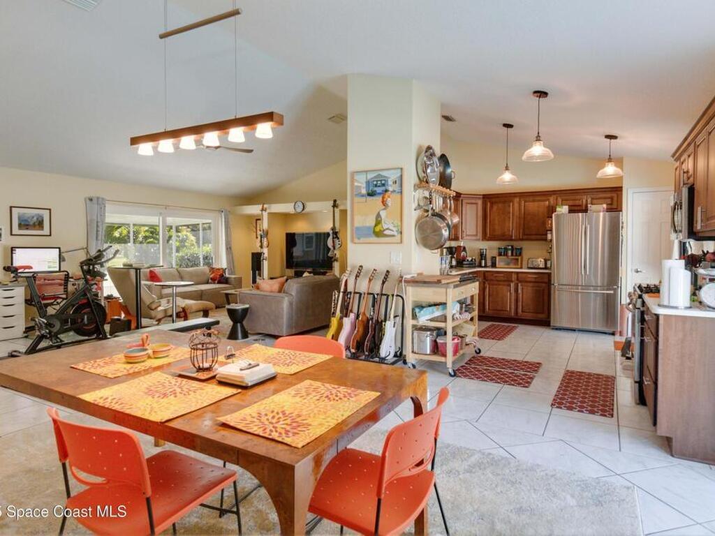 5595 Eagle Way, Merritt Island, FL 32953