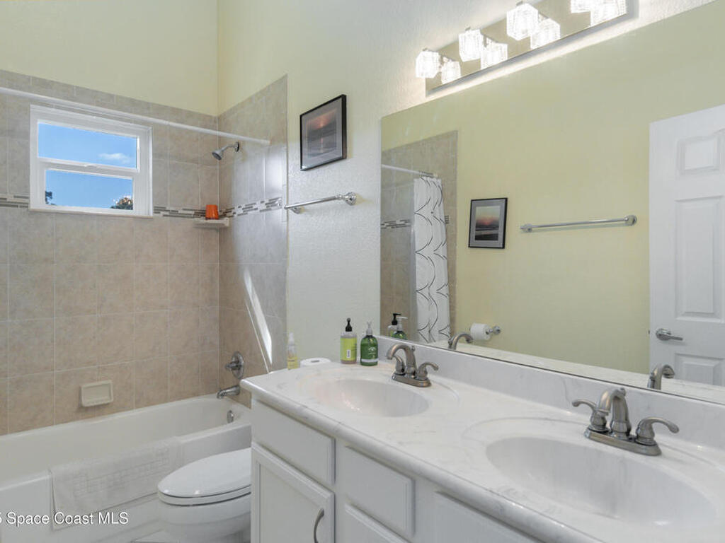 5595 Eagle Way, Merritt Island, FL 32953