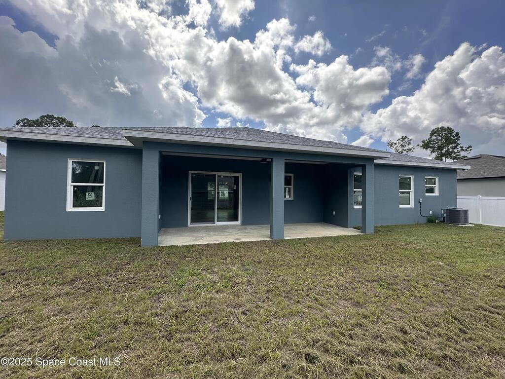 708 Daysland Avenue, Palm Bay, FL 32908
