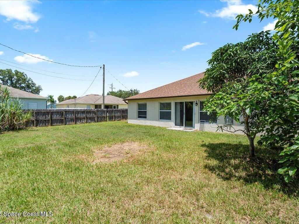 781 Dinner Street, Palm Bay, FL 32907