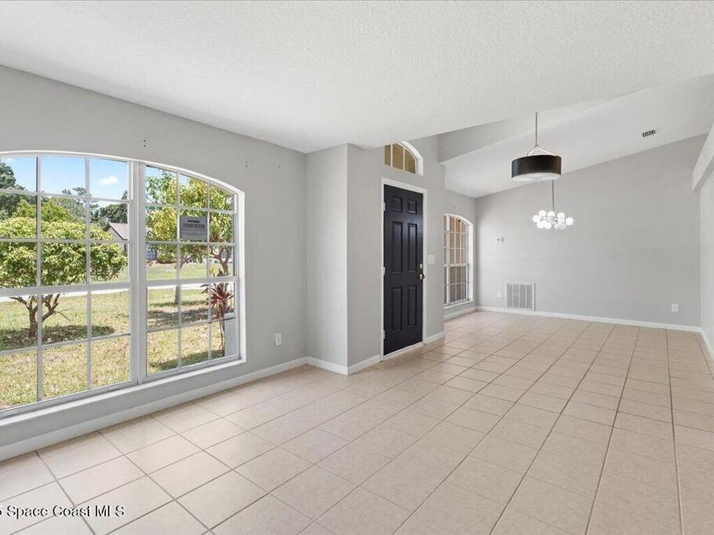 781 Dinner Street, Palm Bay, FL 32907