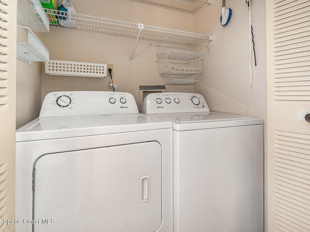 694 Golden Sunshine Circle, Orlando, FL 32807