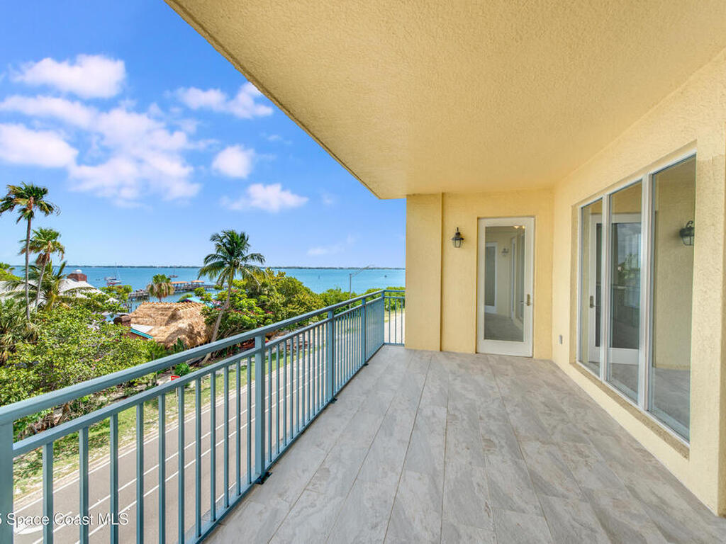 1437 Pineapple Avenue, Melbourne, FL 32935