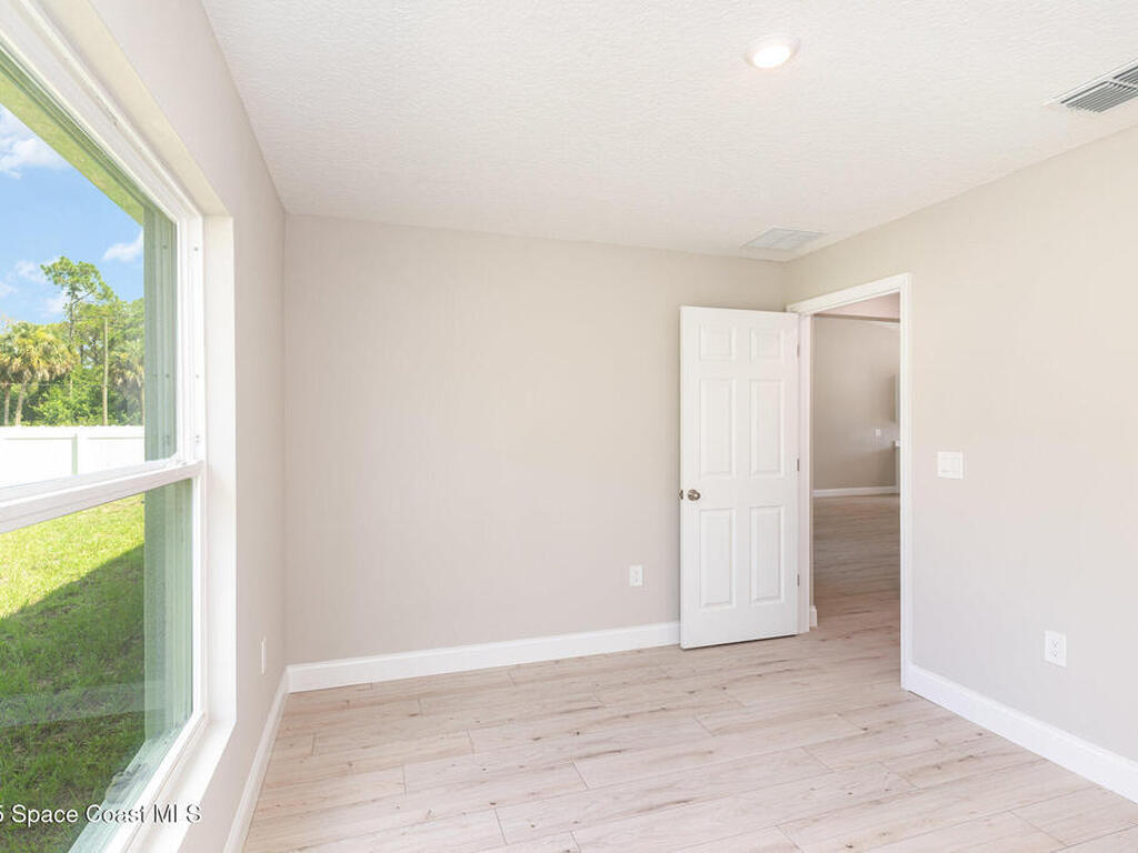 466 Tunis Road, Palm Bay, FL 32908