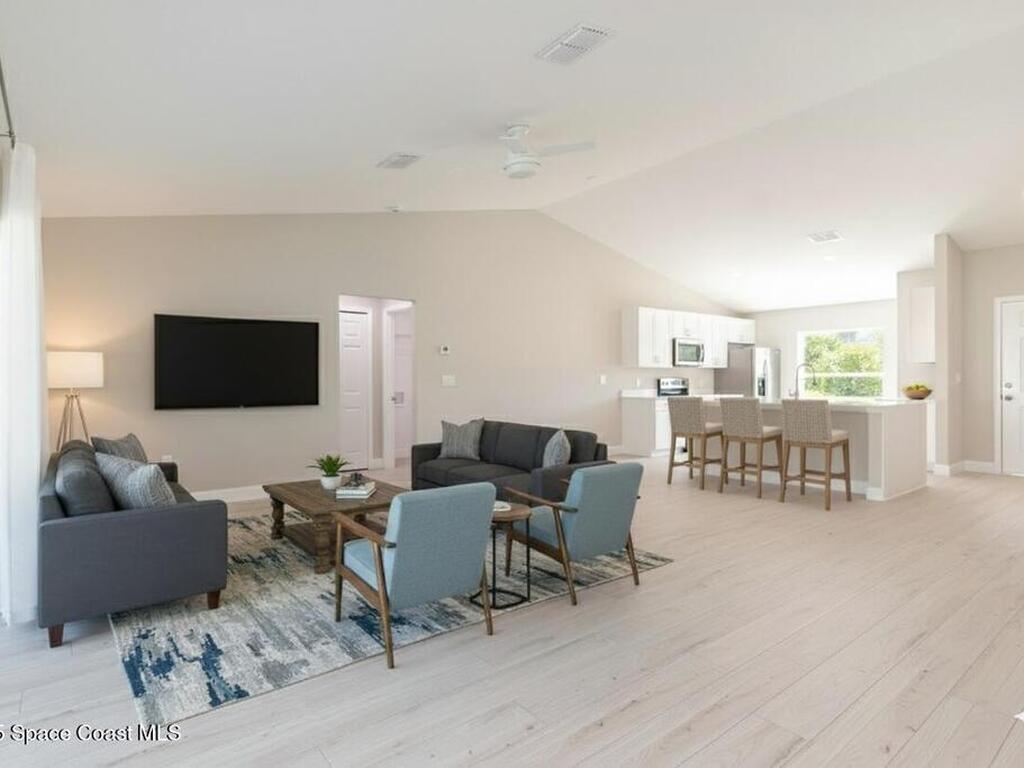 466 Tunis Road, Palm Bay, FL 32908