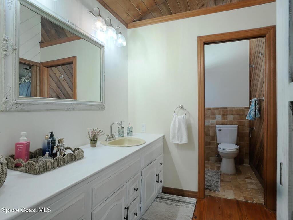 5875 Riverside Drive, Melbourne Beach, FL 32951