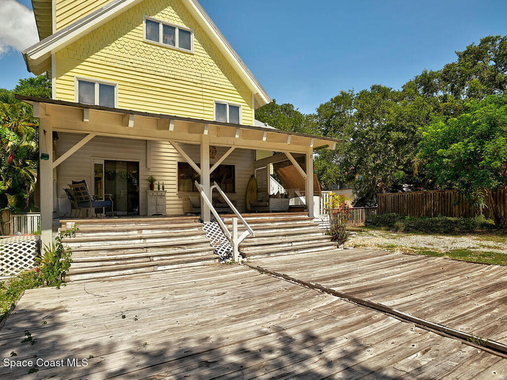 5875 Riverside Drive, Melbourne Beach, FL 32951