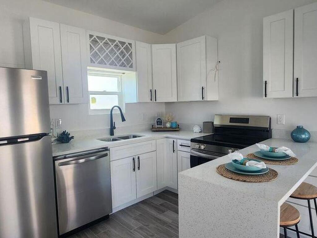 210 Flamingo Drive, Cocoa, FL 32926