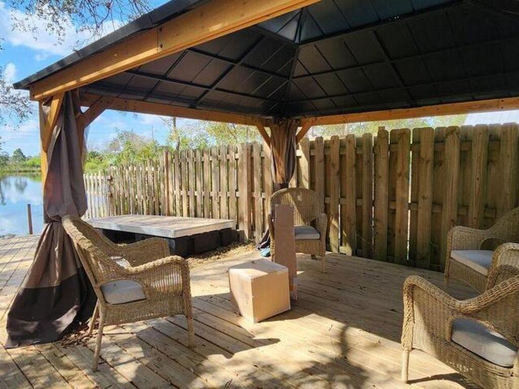 210 Flamingo Drive, Cocoa, FL 32926