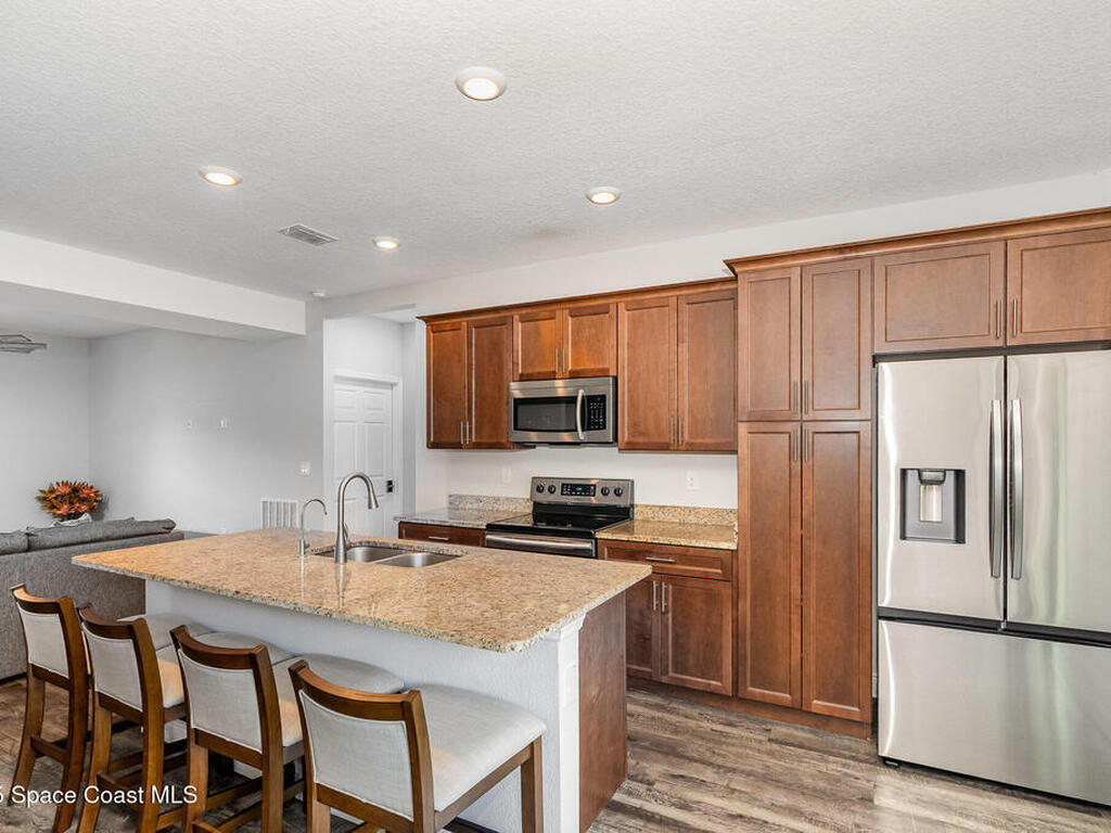 728 Daysland Avenue, Palm Bay, FL 32908