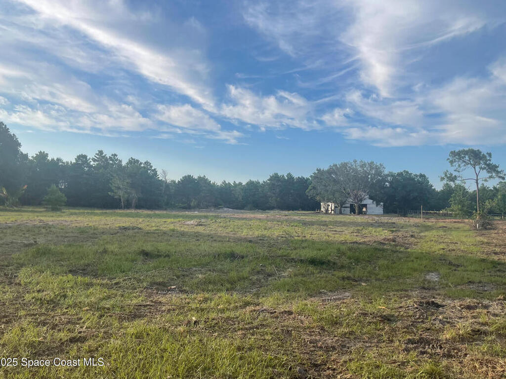 4660 Mount Pleasant Avenue, Grant-Valkaria, FL 32949