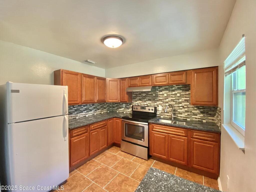 555 Kings Way, Merritt Island, FL 32953