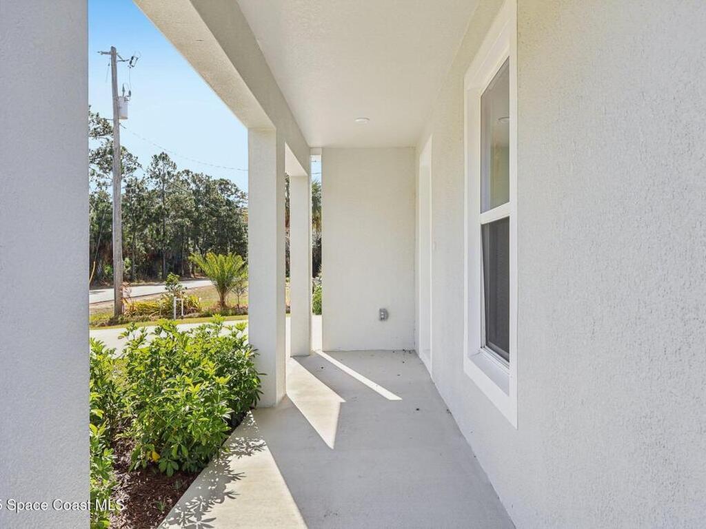 2910 Dagget Avenue, Palm Bay, FL 32909