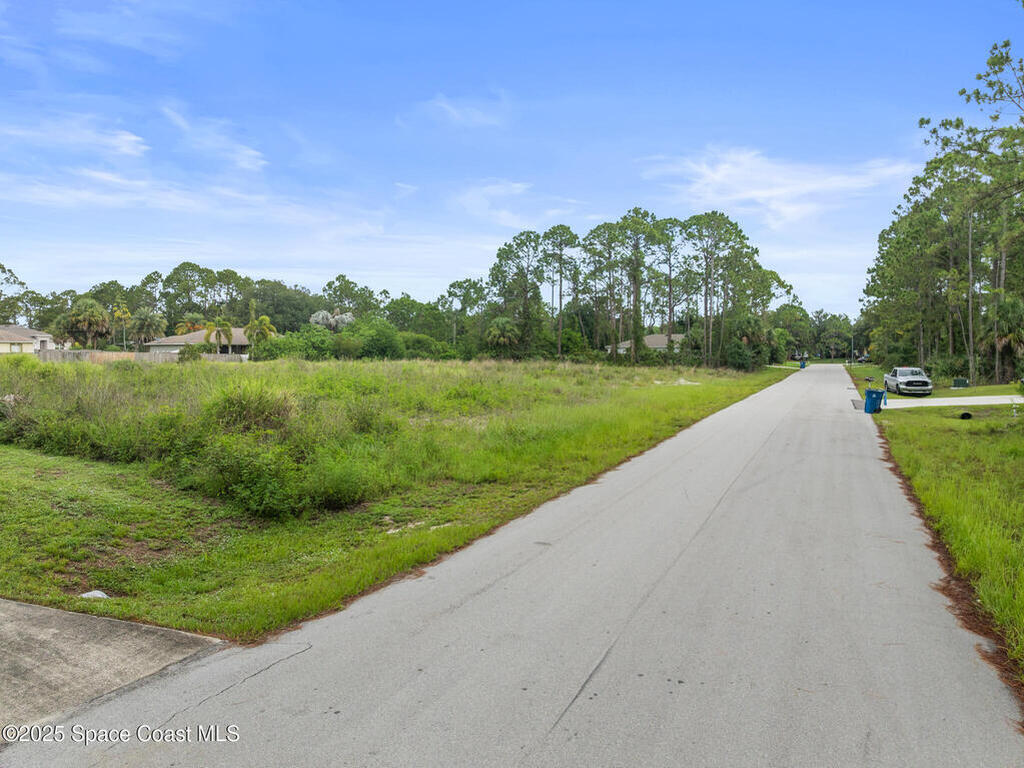 450 SW Holin Avenue, Palm Bay, FL 32908