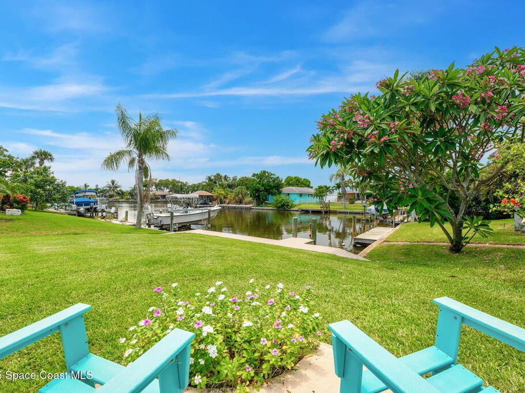 33 Yawl Drive, Cocoa Beach, FL 32931