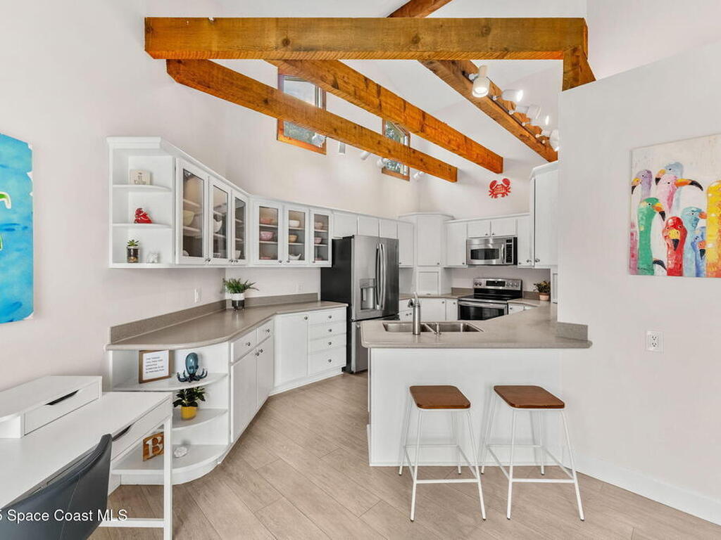 33 Yawl Drive, Cocoa Beach, FL 32931