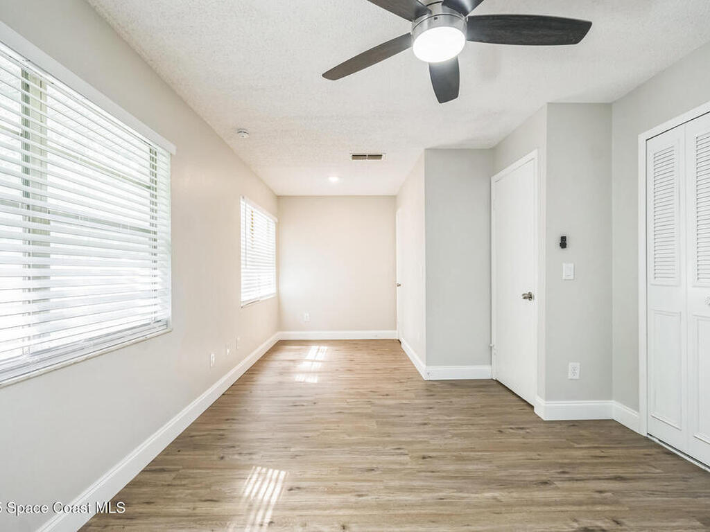 1811 Queen Palm Drive, Edgewater, FL 32132