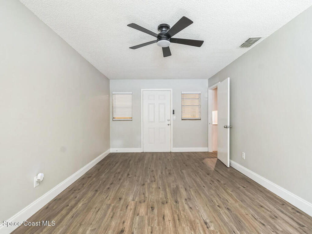 1811 Queen Palm Drive, Edgewater, FL 32132