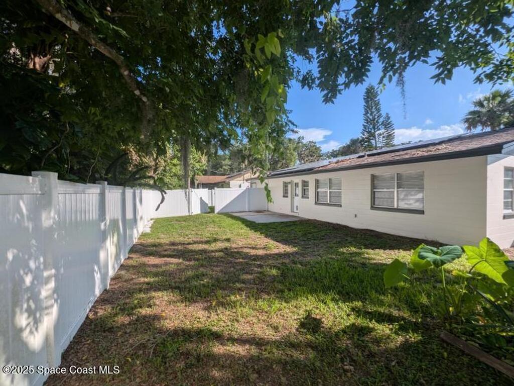 1811 Queen Palm Drive, Edgewater, FL 32132