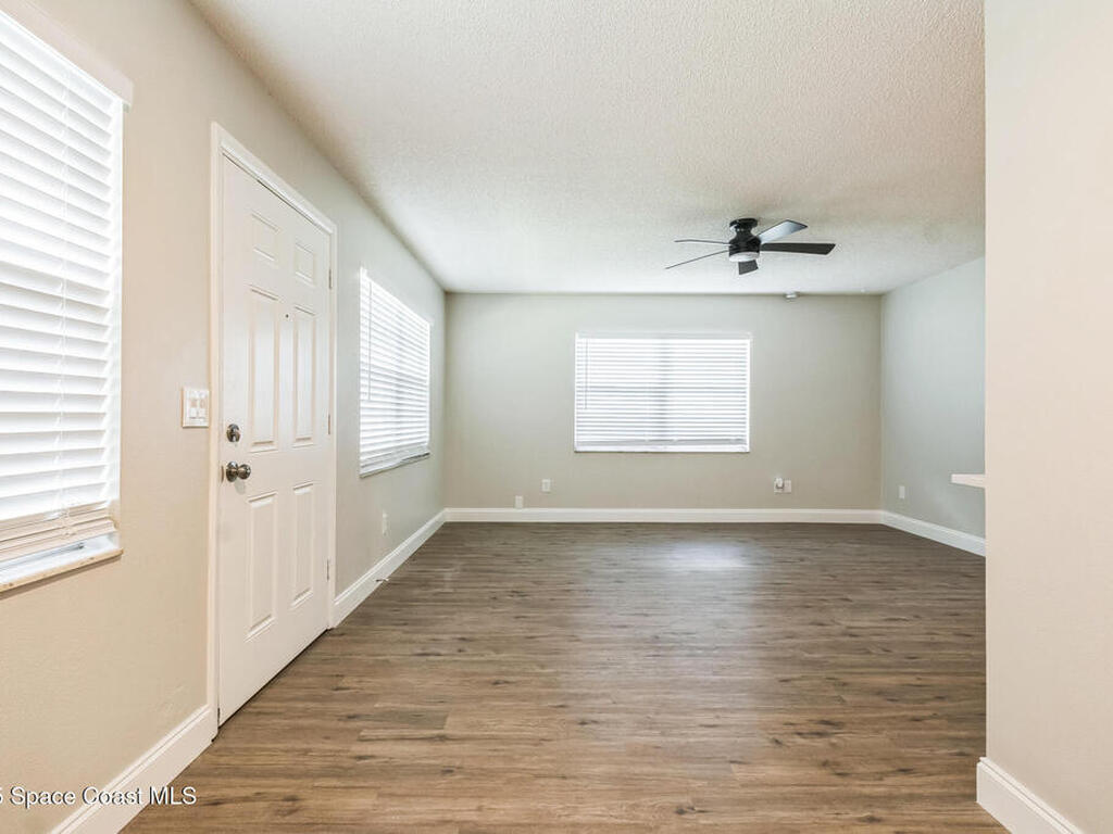 1811 Queen Palm Drive, Edgewater, FL 32132