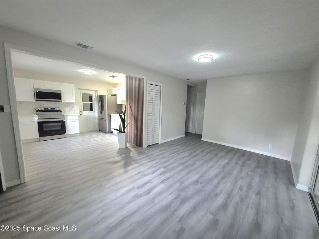 618 Aurora Street, South Daytona, FL 32119